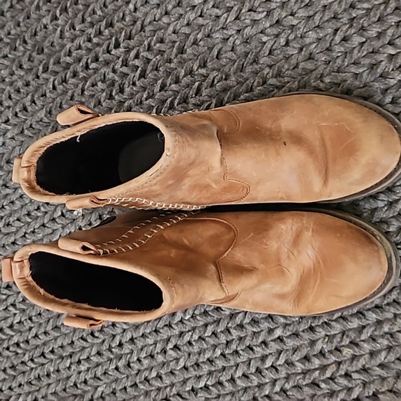 Cool way leather booties size 6 - Picture 2 of 5